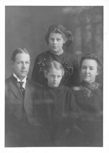 Levi Pennington with his wife Rebecca and his two daughters